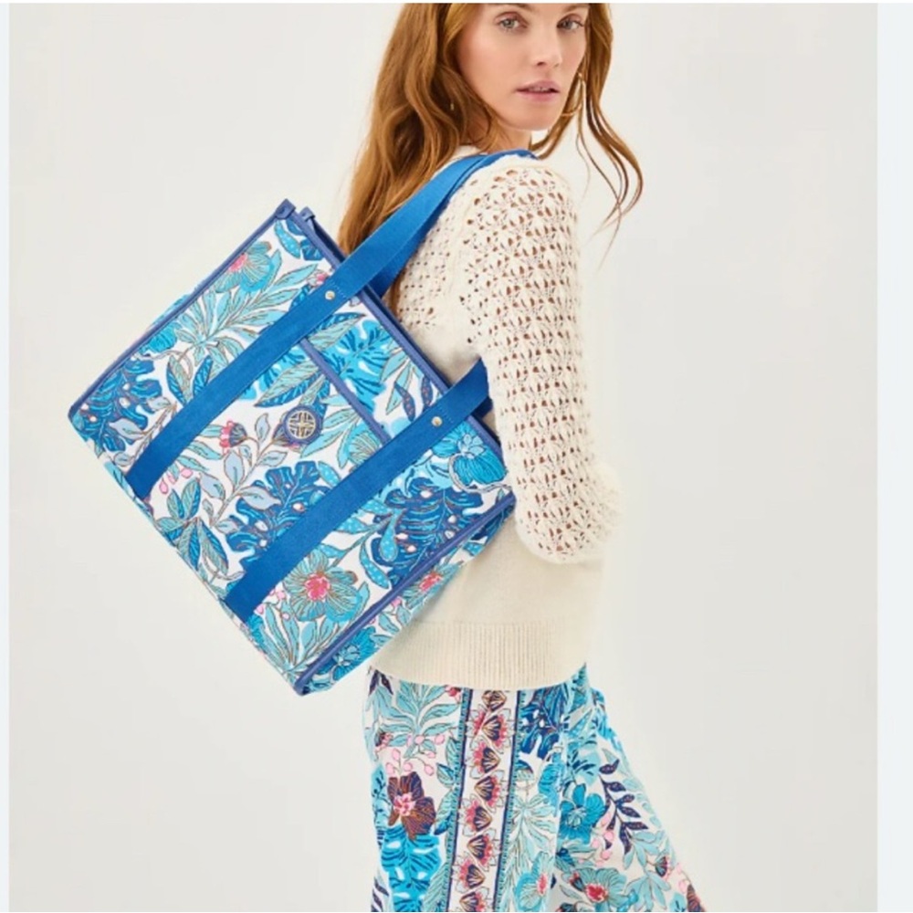 Lilly Pulitzer Breezy Aqua Best Fronds Forever Tote Bag GWP